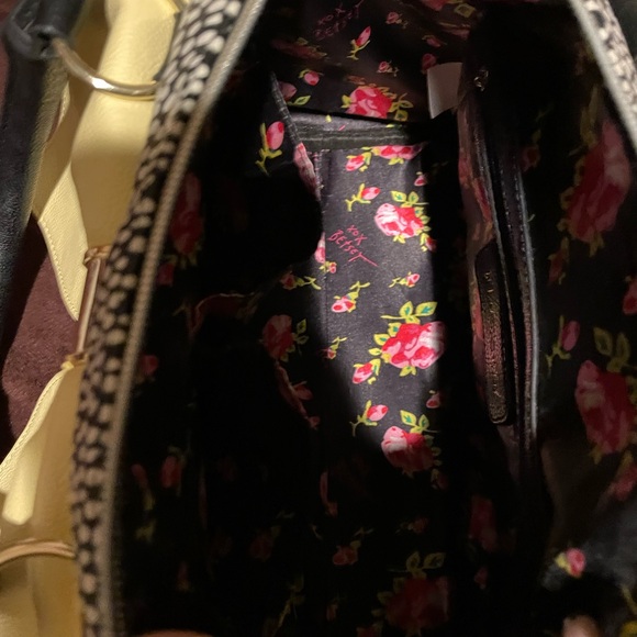 Betsey Johnson polka dot bow yellow tote purse - Picture 6 of 11